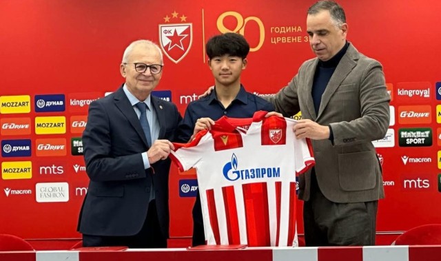 开云体育下载-足球报：万项3月将参加国少集训，之后也会提前归队备战亚少赛